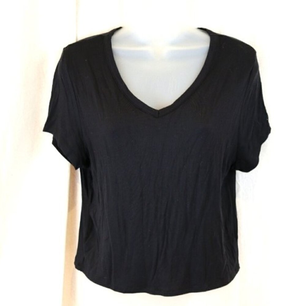 Olivia Rae Black VNeck Stretch Shirt Large NWT Minimalist Wardrobe Basic Top